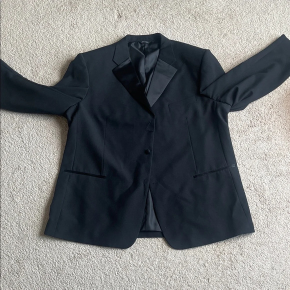 Bolzano Classic Black Men's Tuxedo Suit - Picture 3 of 9